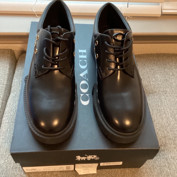 COACH Women's Lyla Grommets Derby Flats, size 9.5 - Picture 3 of 11